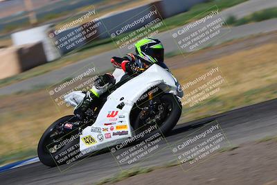 media/Aug-13-2023-CRA (Sun) [[1cfc37a6fb]]/Race 3 600 Superbike/Race/